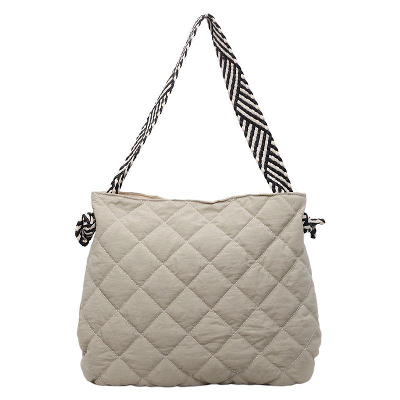 

Autumn/Winter Argyle Large Capacity Cotton-Padded Shoulder Bag - Women s Casual Versatile Tote бежевый