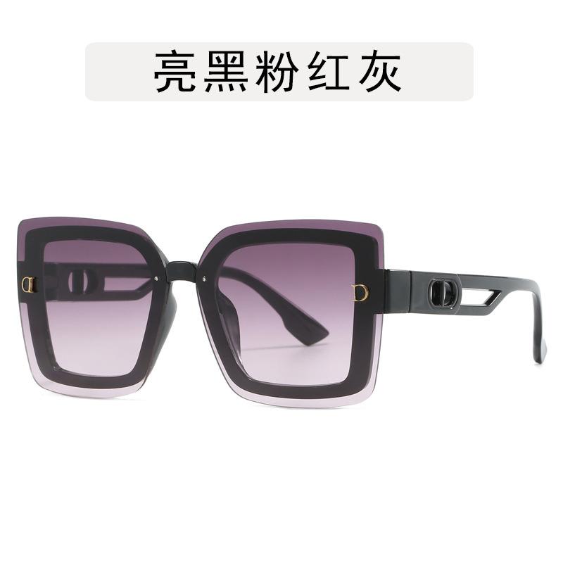 

Fashion Style Sunglasses Women Square Shape UV Protection Women Glasses Vintage Retro Female Sunglass