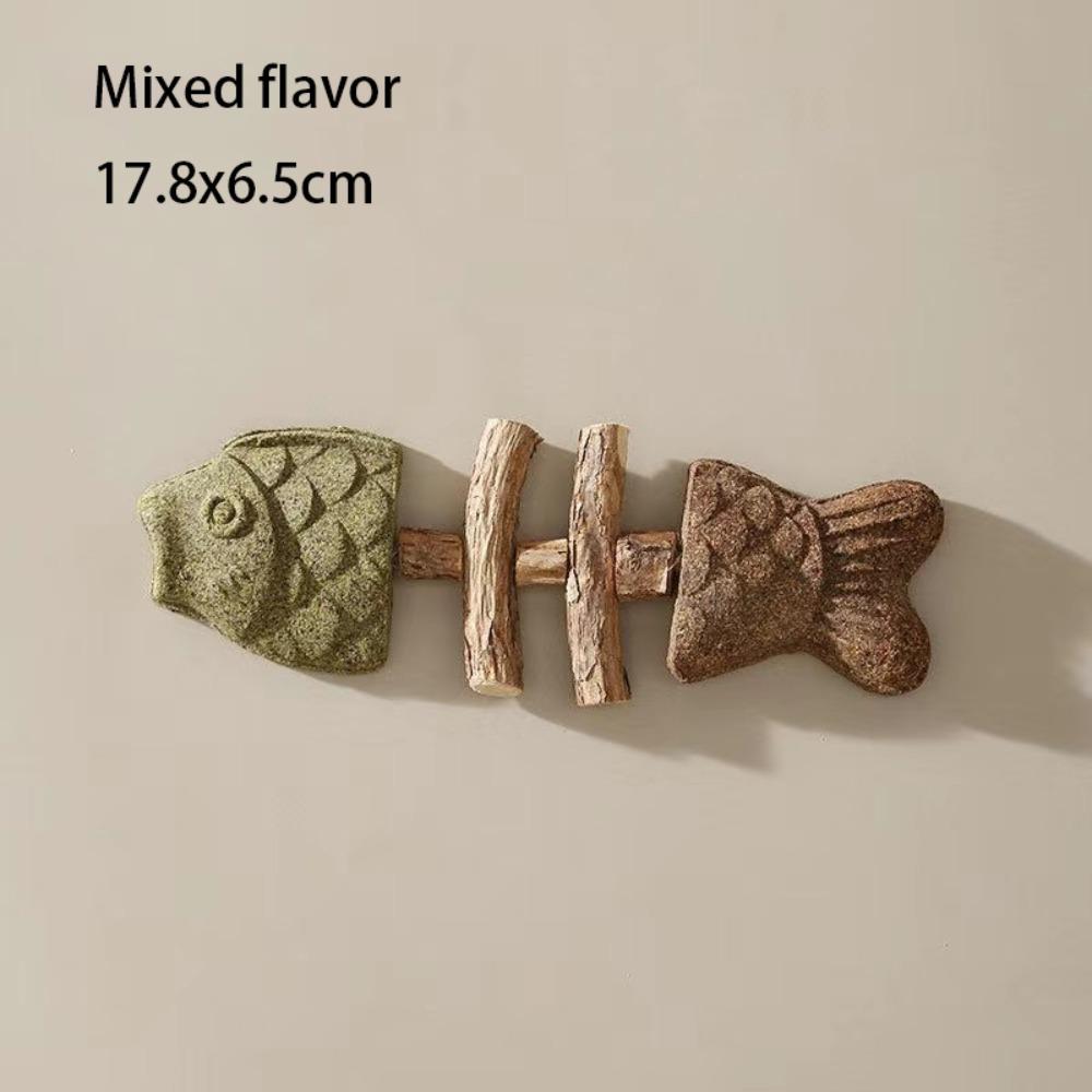 Multi-Flavor Cat Chewing Teeth Cleaning Cat Entertainment Pet Dental Chew Fishbone Shape Teeth Cleaning Stick Pet Dental Care