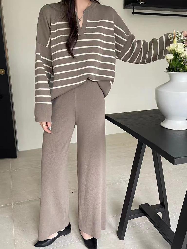Fashion suit women's Korean version loose striped knitted top two-piece set casual high waist pendant knitted wide-leg pants