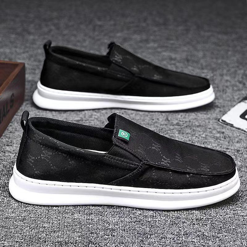 

2025 летние мужские туфли из ледяного шелка, тканевые туфли из старого Пекина, легкие трендовые повседневные туфли с одной педалью, ленивые парусиновые туфли 39 чёрный