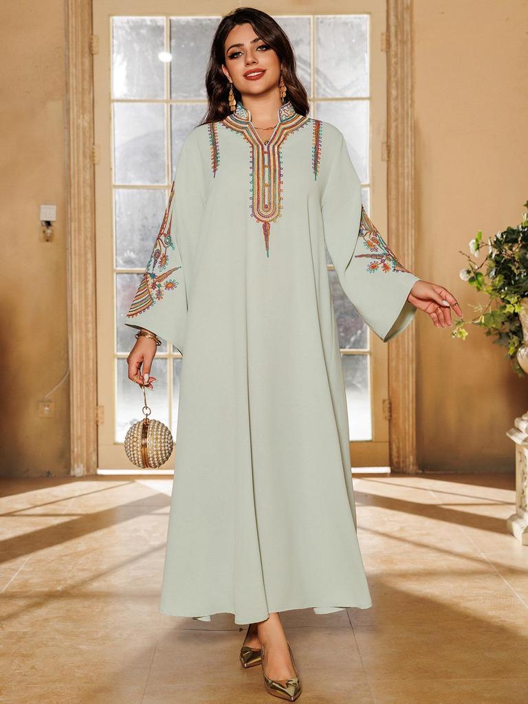 AB420 Middle East Women's Embroidered Cord Muslim Pullover Dress