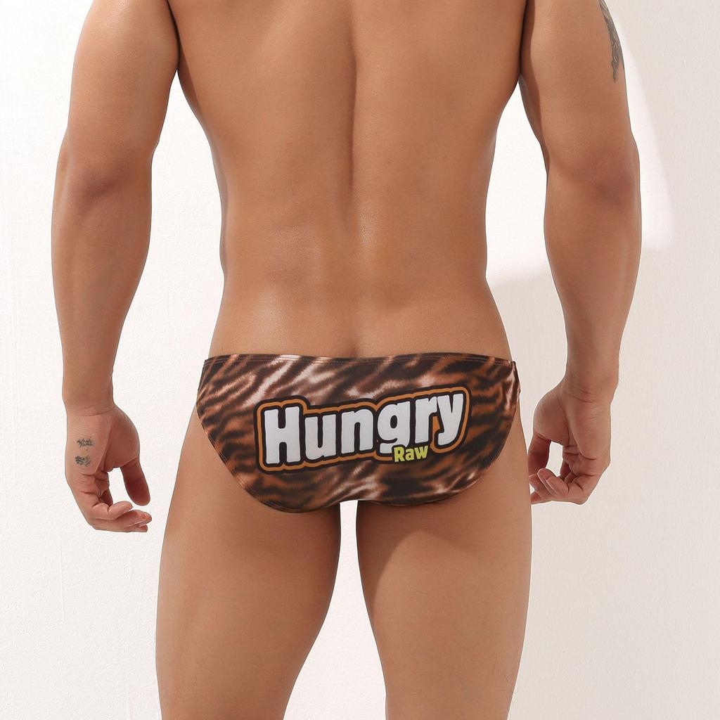 Men's Fashion Sexy Briefs Low-Waist Tight-Fit Small Briefs Skin-Fit Underwear with Printed Letters