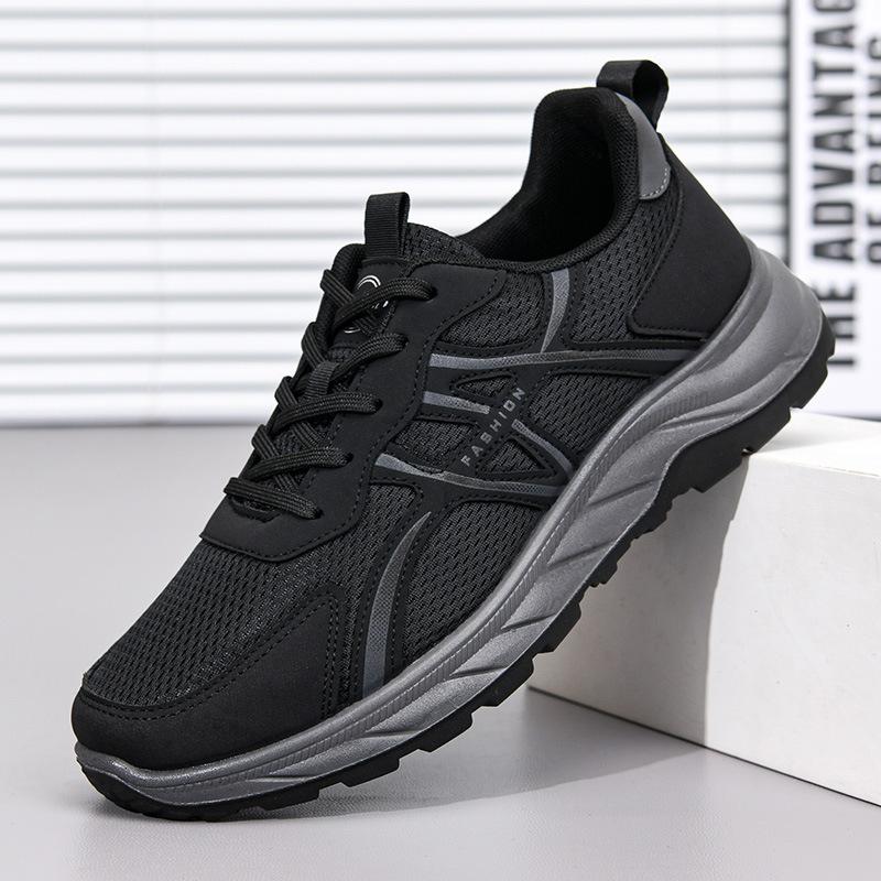 Spring new soft-soled sports and leisure cloth shoes men's outdoor travel shoes net cloth surface breathable running shoes lightweight men's shoes