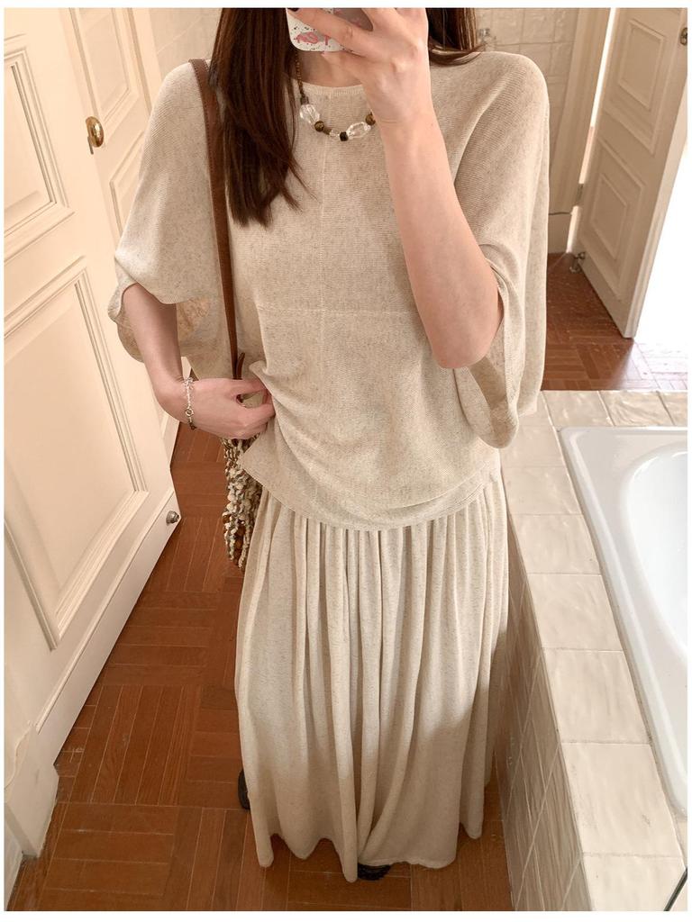 Tencel Blend Art Style Knit Top - Lightweight & Breathable for Summer & Autumn