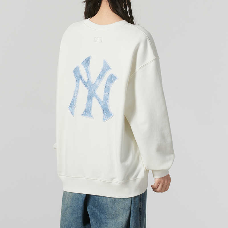MLB New York Yankees Fashion Crew Neck Pullover Sweatshirt Unisex Sweatshirt Cream 3AMTM0851-50CRS