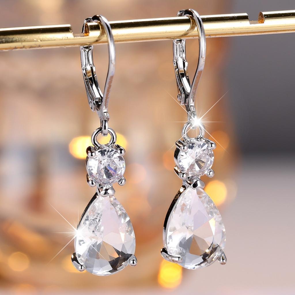 New White Water Droplet Shaped Zircon Earrings for Women with A Light Luxury Temperament and A High End Feel Versatile Earrings and Earrings