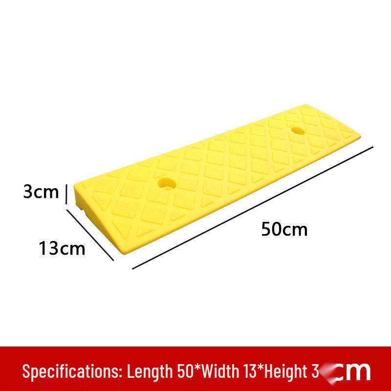 Plastic Ramp Pad: Car Uphill Climbing Slope Curb Threshold Speed Bump Step.