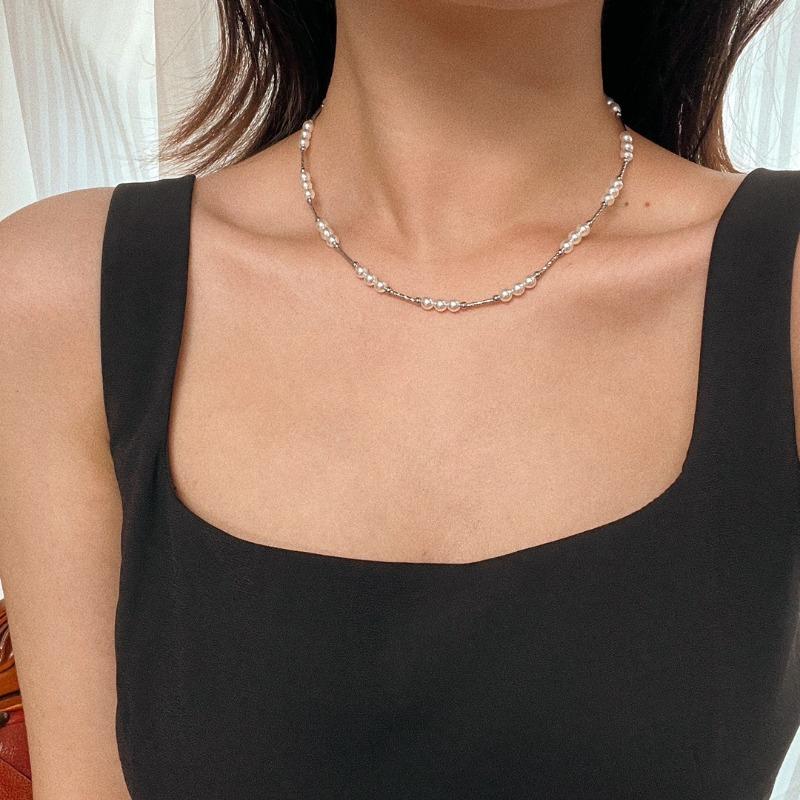 Silver Tone Twisted Chain Spaced Faux Pearl Choker Necklace