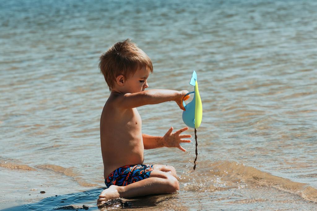 BiBio whale water toy - turquoise