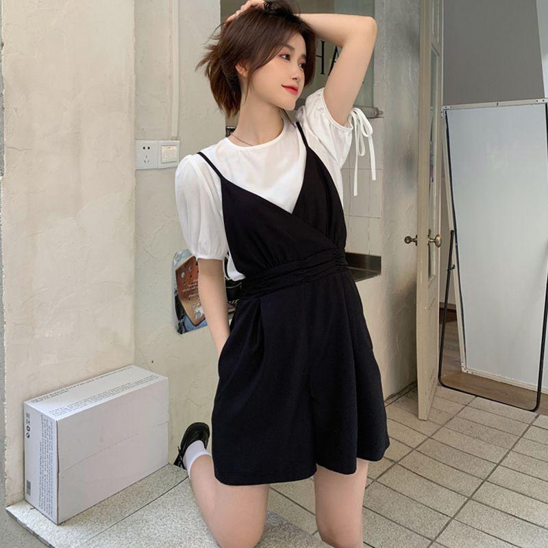 2026 strap jumpsuit women's summer new foreign style shirt fashionable and thin high-end design two-piece suit trendy