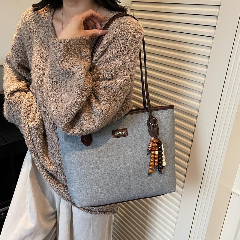 Casual Large-capacity Bag Women's New Fashion Commuter Shoulder Bag Autumn and Winter Retro Portable Tote Bag
