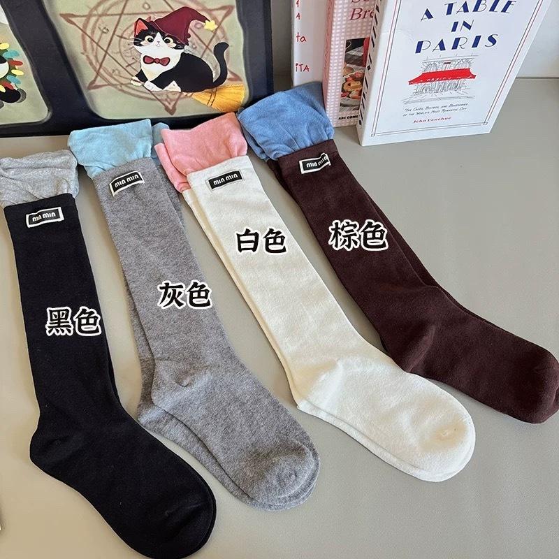 

Tie Color-Blocked Letter Cloth Label Calf Socks Retro High-End Sense Knee-High Socks Stockings One size fits all чорний
