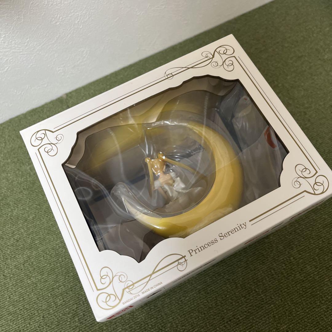 

[USED] Figuarts Serenity