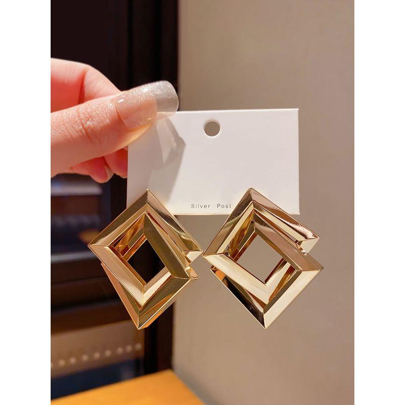 

Cool Style Fashion Retro Metal Large Version Female Geometry Gold