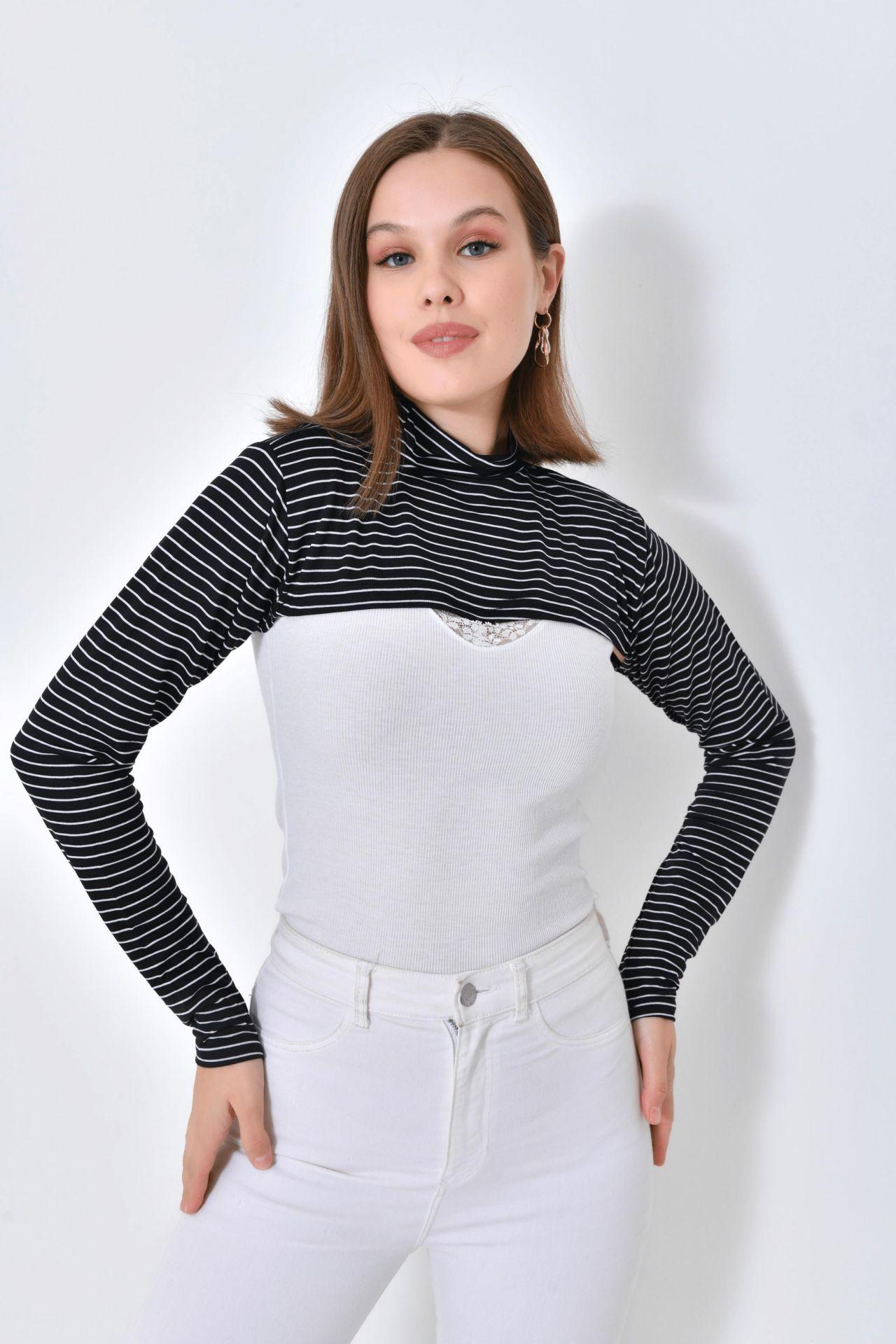 

Mirach, водолазка в черно-белую полоску, воротник на шее One Size белый/чёрный