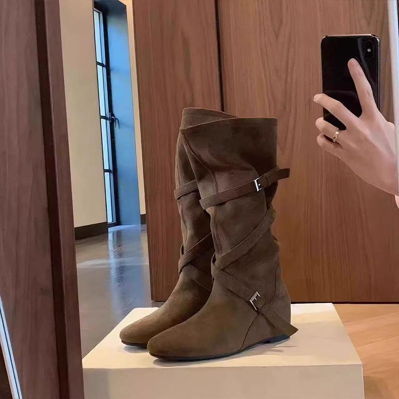 Inner Heightening Boots Women's 2025 New Autumn Retro Versatile Stacking Boots Belt Buckle Slim Tall Knight Boots