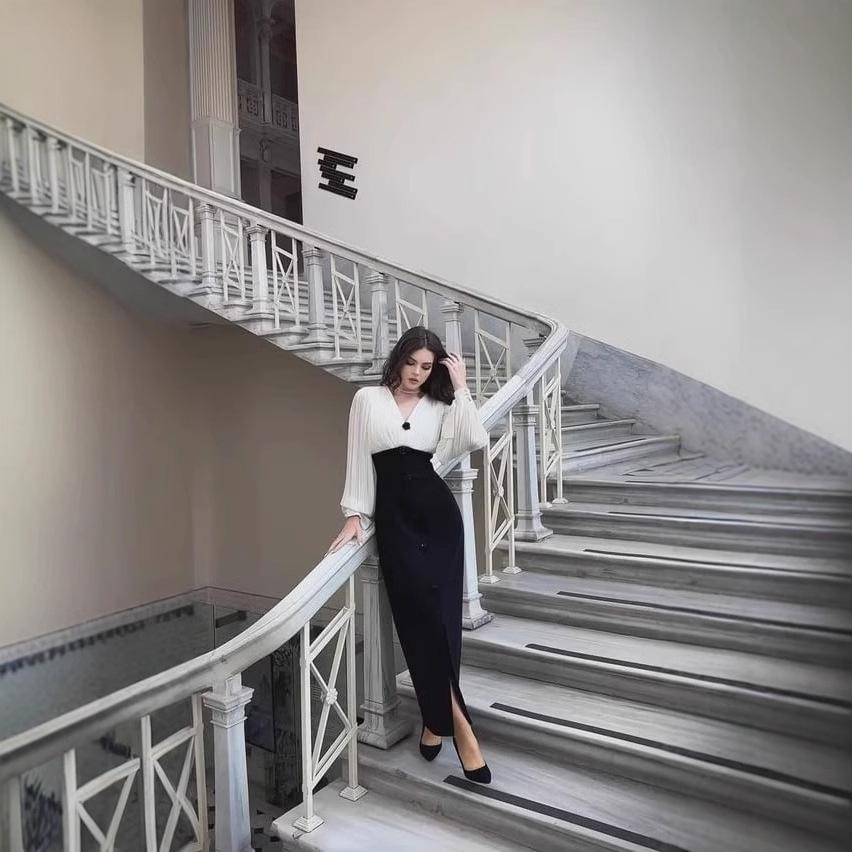 

Осень 2024 Европейский и Американский Шик Ближнего Востока Платье в Стиле Пэчворк L белый