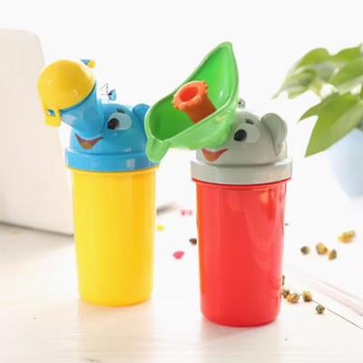 Tragbares Baby-Urinal für Kinder - Wiederverwendbare Baby Jungen und Mädchen Urinal-Zubehör - Reise-Windeltasche Essential