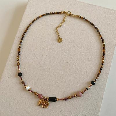 Maillard Wind Tiger's Eye Stone Elephant Pendant Necklace Light Luxury Niche Design Clavicle Chain Fashion Personality Items