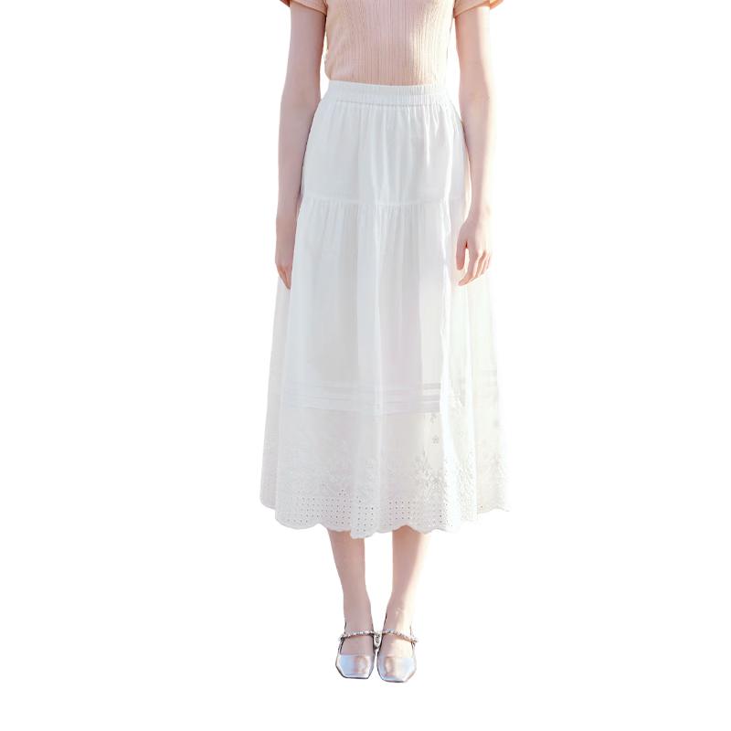 Women s White A-Line Jacquard Embroidered Midi Skirt M