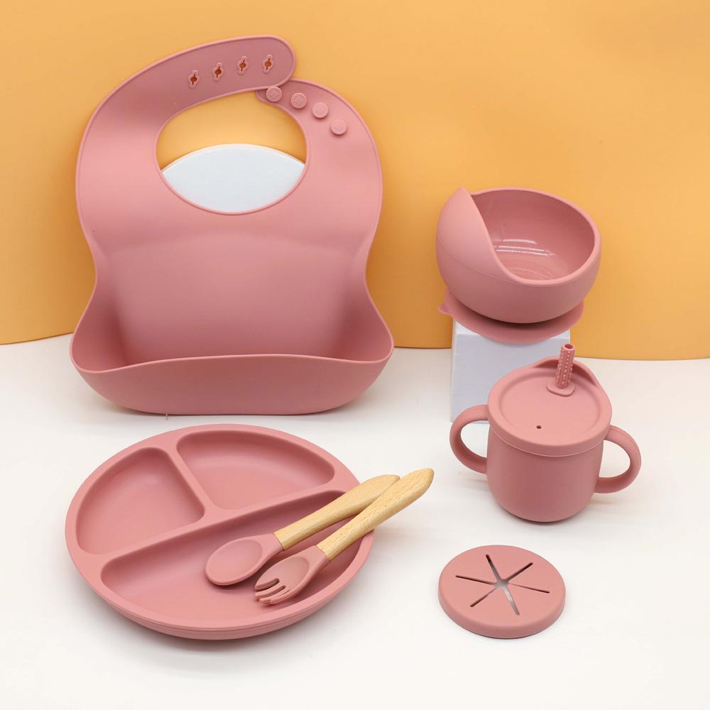 Set de table en silicone pour bébé 7 pièces, bavoir, assiette, bol avec ventouse, gobelet 2-en-1, gobelet à snacks, cuillère et fourchette en bois