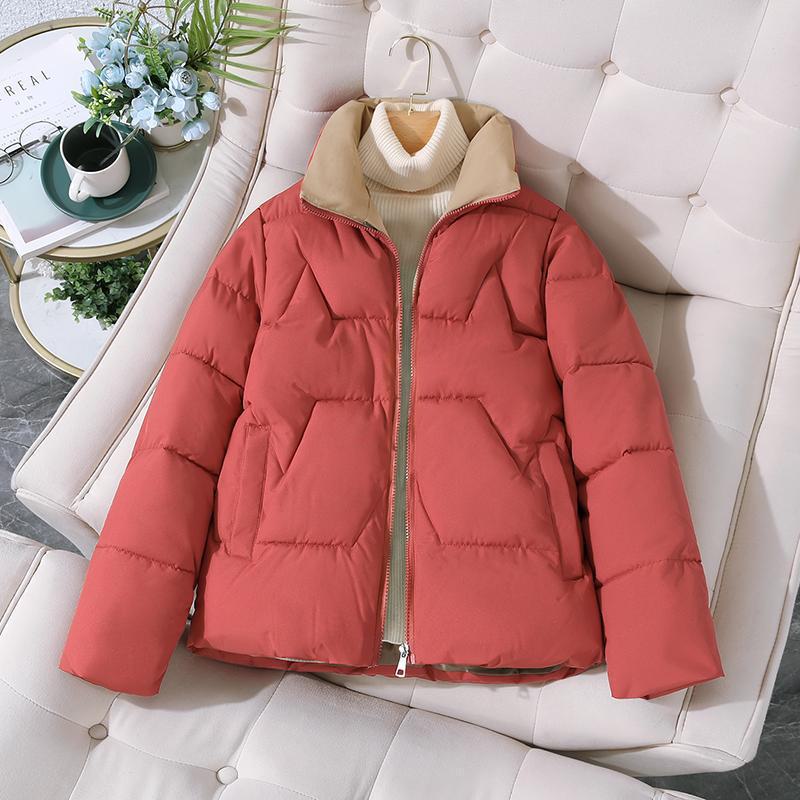 Women's Short Cotton Coat - Autumn/Winter Korean Style, Thickened Stand Collar, Small Size, Versatile Fashion.