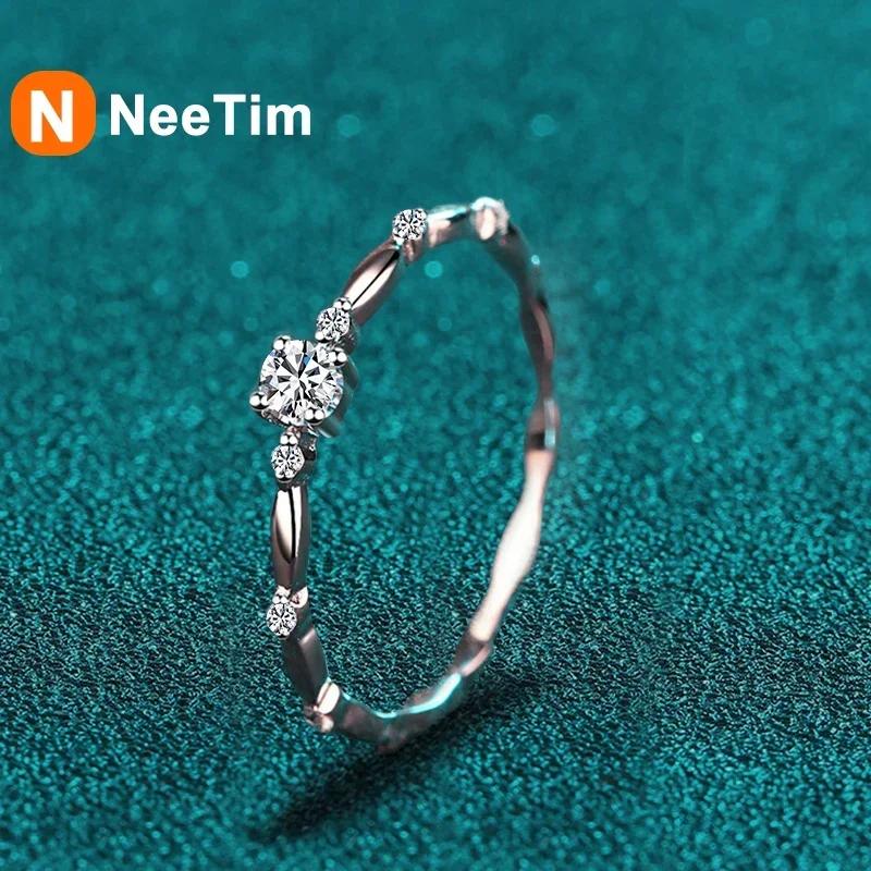 

Кольцо с муассанитом NeeTim D Color VVS1 для женщин, свадебное, из тонкого серебра 925 пробы, с сертификатом, обручальные кольца, подарки Ring Size: 4