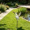 Statua Metallica Design Airone, Decorazione Artistica in Metallo Fatta a Mano per Giardino, Scultura da Giardino Resistente alle Intemperie per Patio Esterno Prato Laghetto Regalo