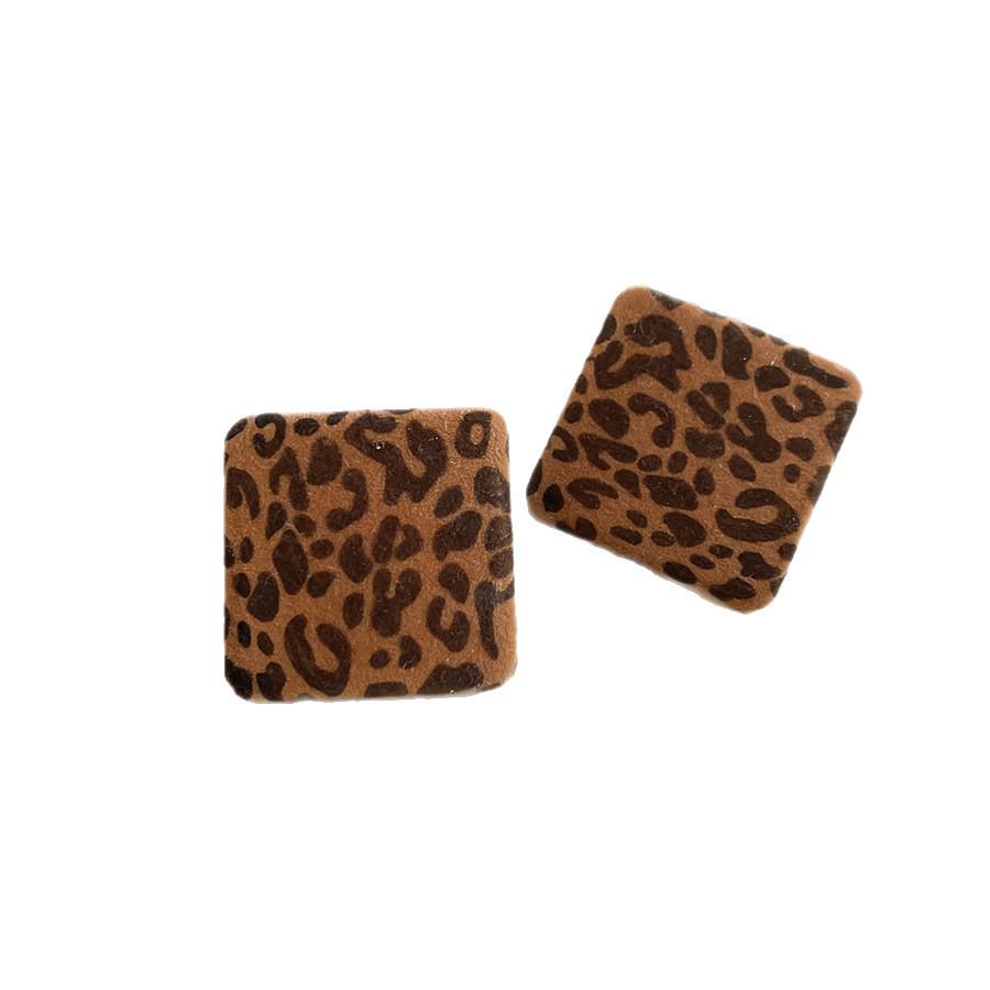 Geometric Leopard Print Heart Flower Stud Earrings - Retro & Versatile Luxury for Women