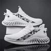 New Spring And Autumn Soft Soled Running Men'S Mesh Breathable Casual Sports Shoes Men'S Coconut Trendy Shoes Men'S Shoes