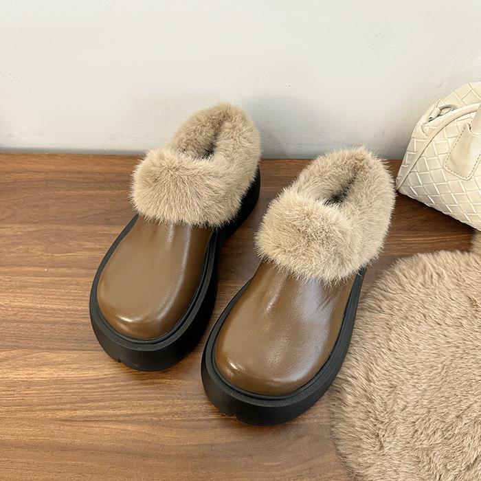 

Thick-soled bag head fluffy shoes with fleece to keep warm, one pedal to increase the height of snow boots, the new bag head semi-trailer in the wi 40 коричневый