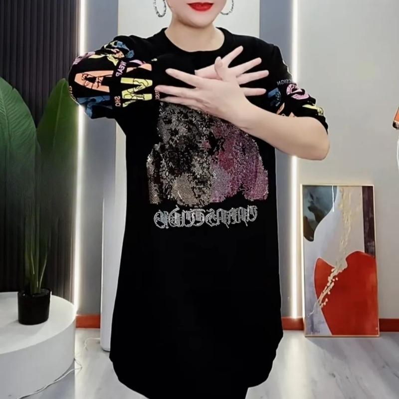 Autumn and Winter Plus Velvet Thickened Fashion Loose Sweater Diamond Bear Round Neck Top Women