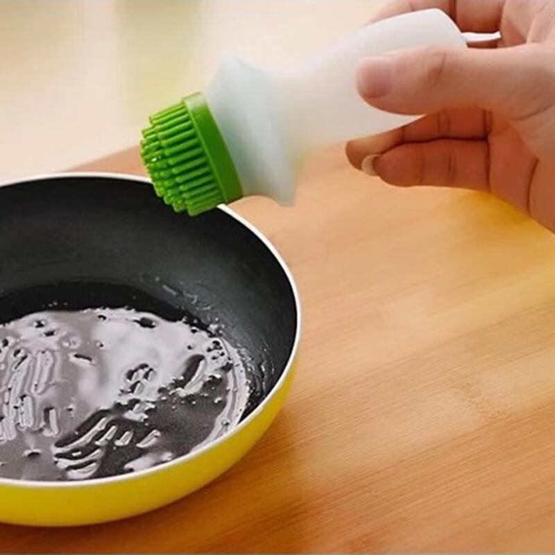 Silicone Oil Brush and Bottle Set