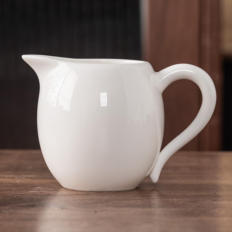 Suet Jade Porcelain Fair Cup White Porcelain Tea Set Tea Set Tea Set Tea Cup Male Cup Filter Tea Leak Tea Sea High-grade Tea Art Accessories