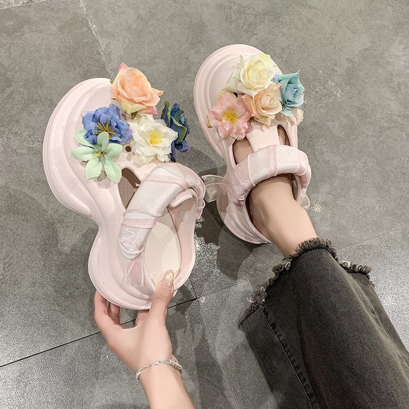 Non-slip Outer Wear Cute Height-increasing Cartoon Hole Shoes for Women's 2025 Summer New Thick-soled Beach Bag Head Wearable Slippers