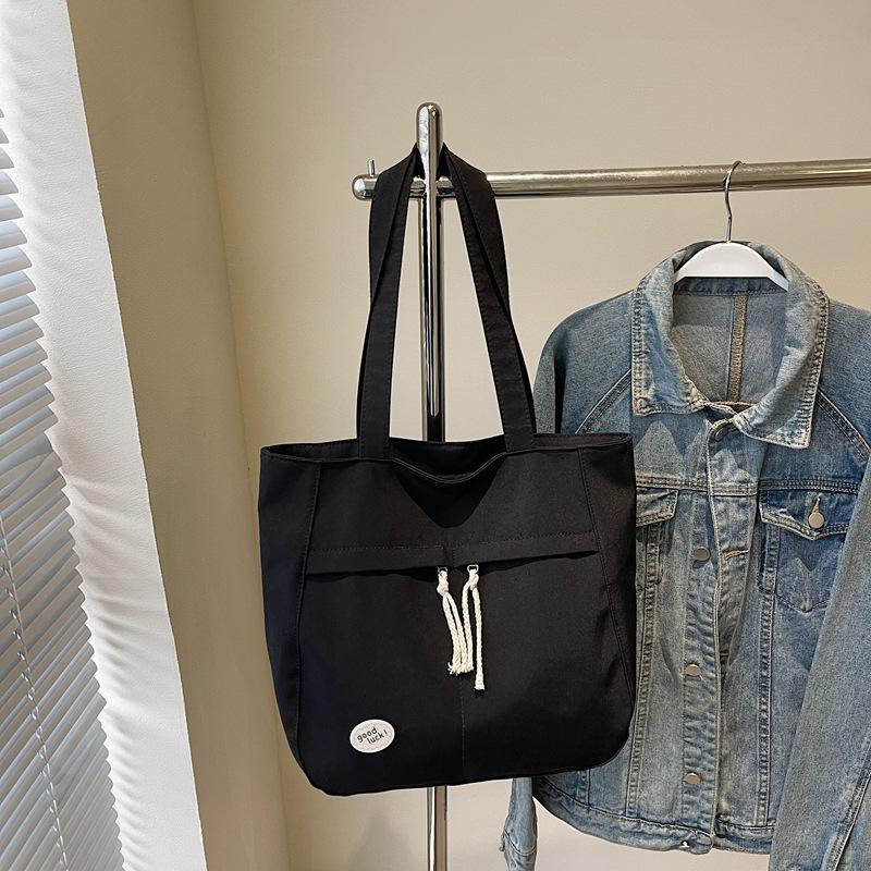 Casual big bag women's new fashionable versatile shoulder bag large-capacity student class commuter bag