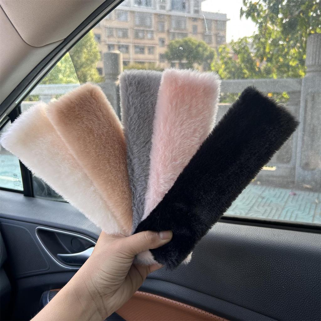 Winter Plush Car Seat Belt Shoulder Pad - Anti-Wear, Soft, Stylish, Feminine