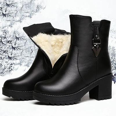 Bottes d'hiver pour femmes Bottes d'extérieur imperméables en cuir Bottes de mode montantes Chaussures en coton Chaussons de neige chauds en peluche pour femmes Bottines