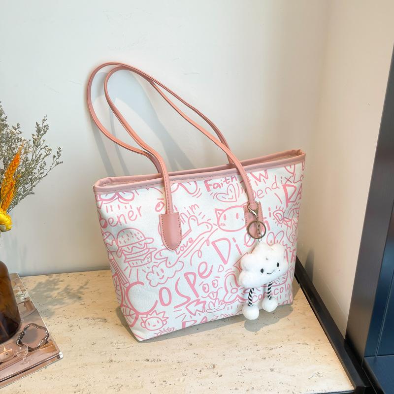 Fashi and Versatile Casual Single Shoulder Handbag with Pendant, Large Capacity Printed Tote Bag, College Style Women's Bags
