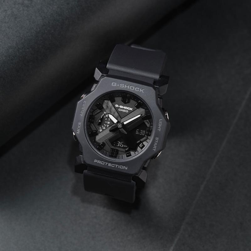 Casio G-SHOCK Men's Resin 200M Water Resistant Digital Shock Resistant Quartz Watch GA-2300-1A