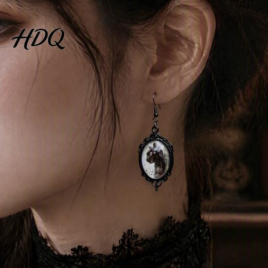 Vintage Theme Gift for Halloween Party 1 Pair Gothic Black Cat Earrings Women Exquisite Craftsmanship Favors Dark Punk Style Dangle Drop Earrings,