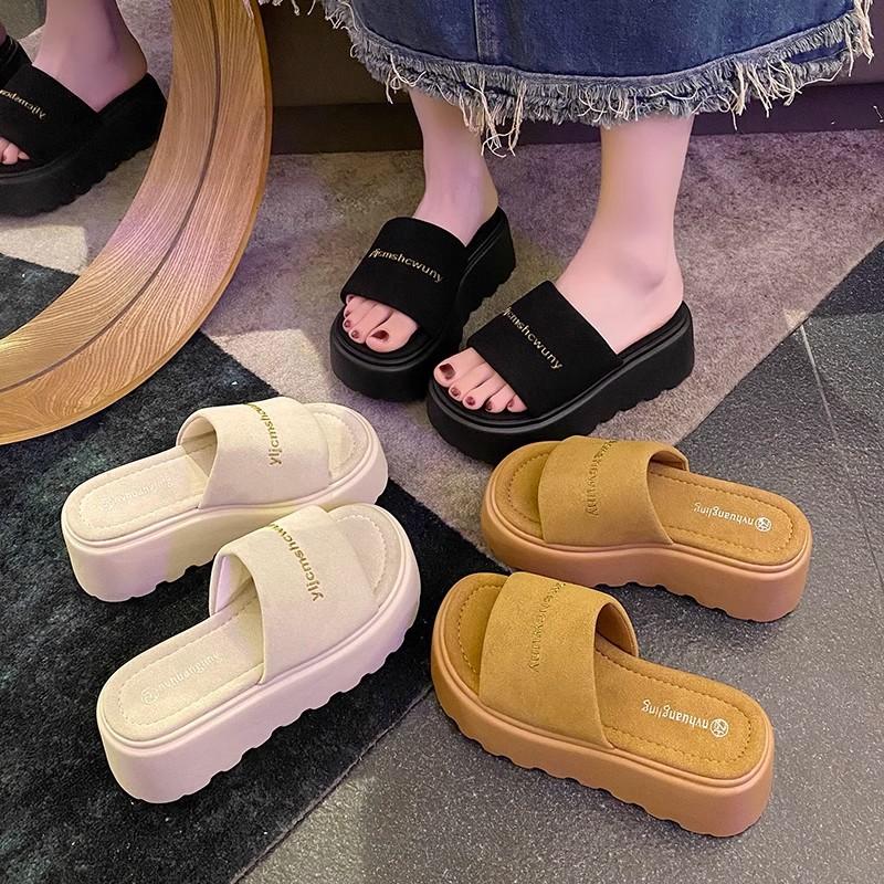 thick-soled one-word slippers for women to wear spring and summer new small casual sandals muffin heightening sandals