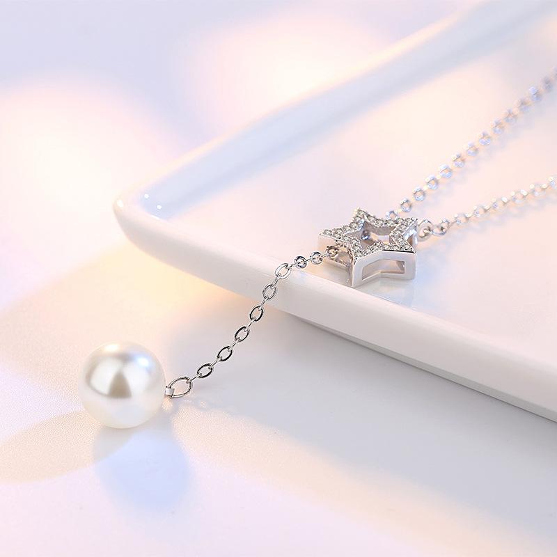 Celasm Chain Simple Zircon Inlaid Pentagon Pending Star Moon Pearl Necklace
