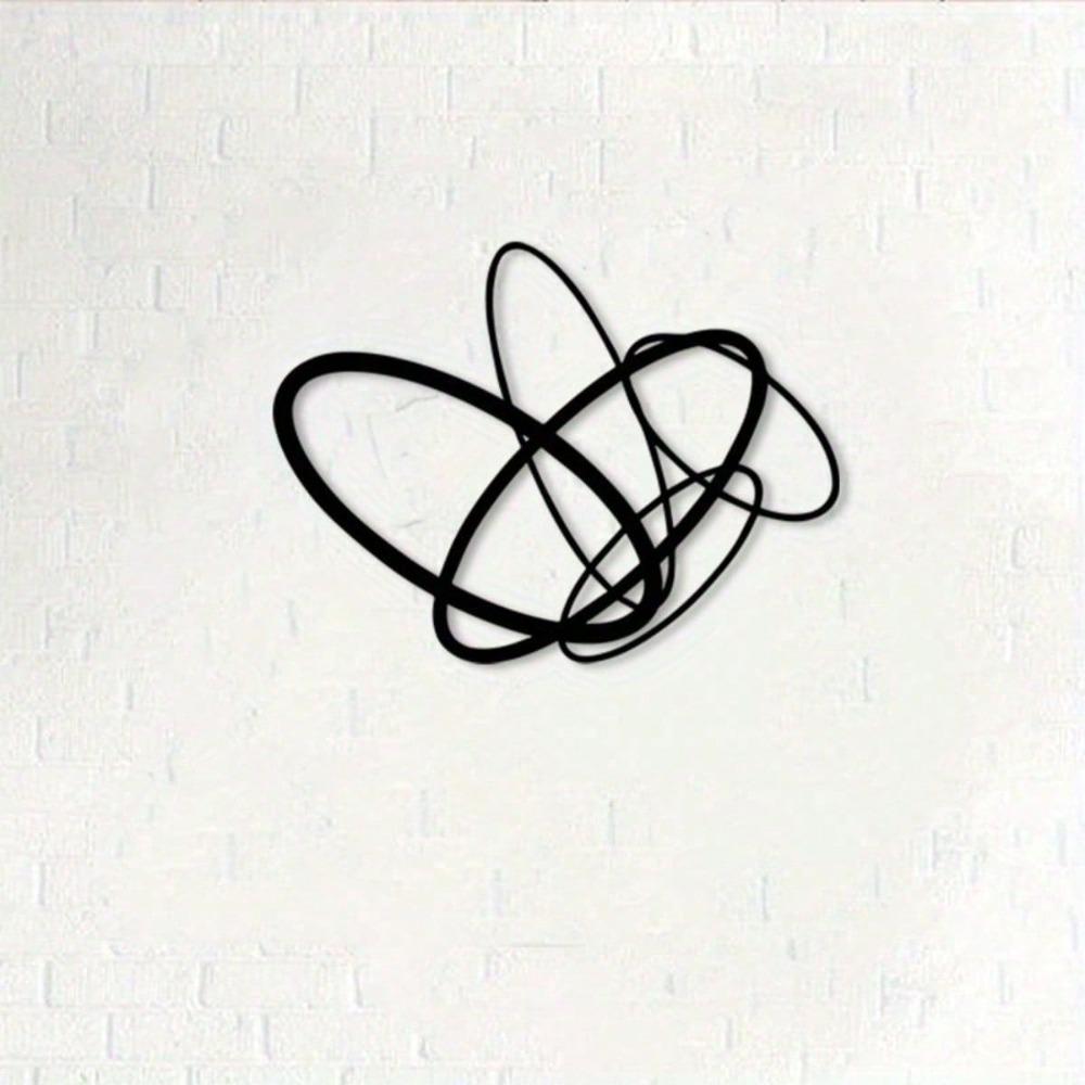 Modern Minimalist Black Glossy Interlocking Metal Wall Art for Indoor Outdoor Decor