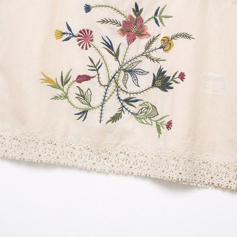 Kaslead New Women Clothes Western Style Fashion Embroidery Top Leisure Shorts 5107077 5107078