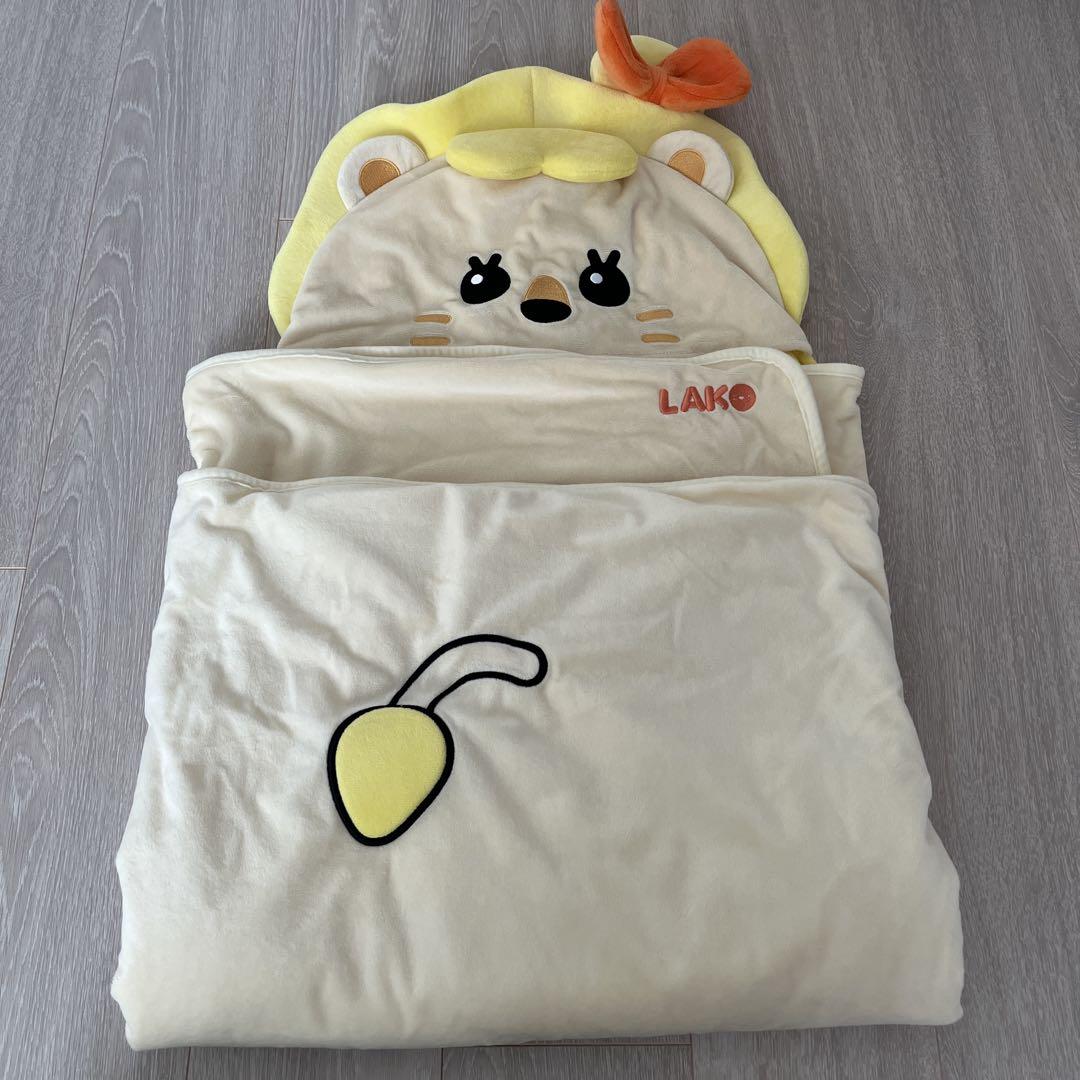 

[USED] NiziU LAKO Blanket