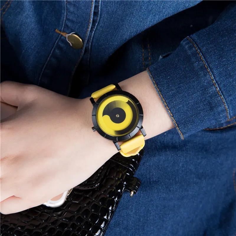 New Creative Rotation Men Watches  Leather Strap Quartz Watches Men Sports Watches Fashion Male Watch Relogio Masculino