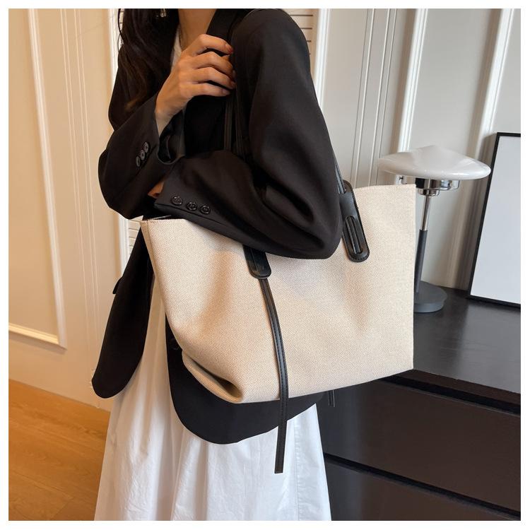 Casual Big Bag New Fashion Shoulder Bag Women's Large-capacity Commuter Tote Bag