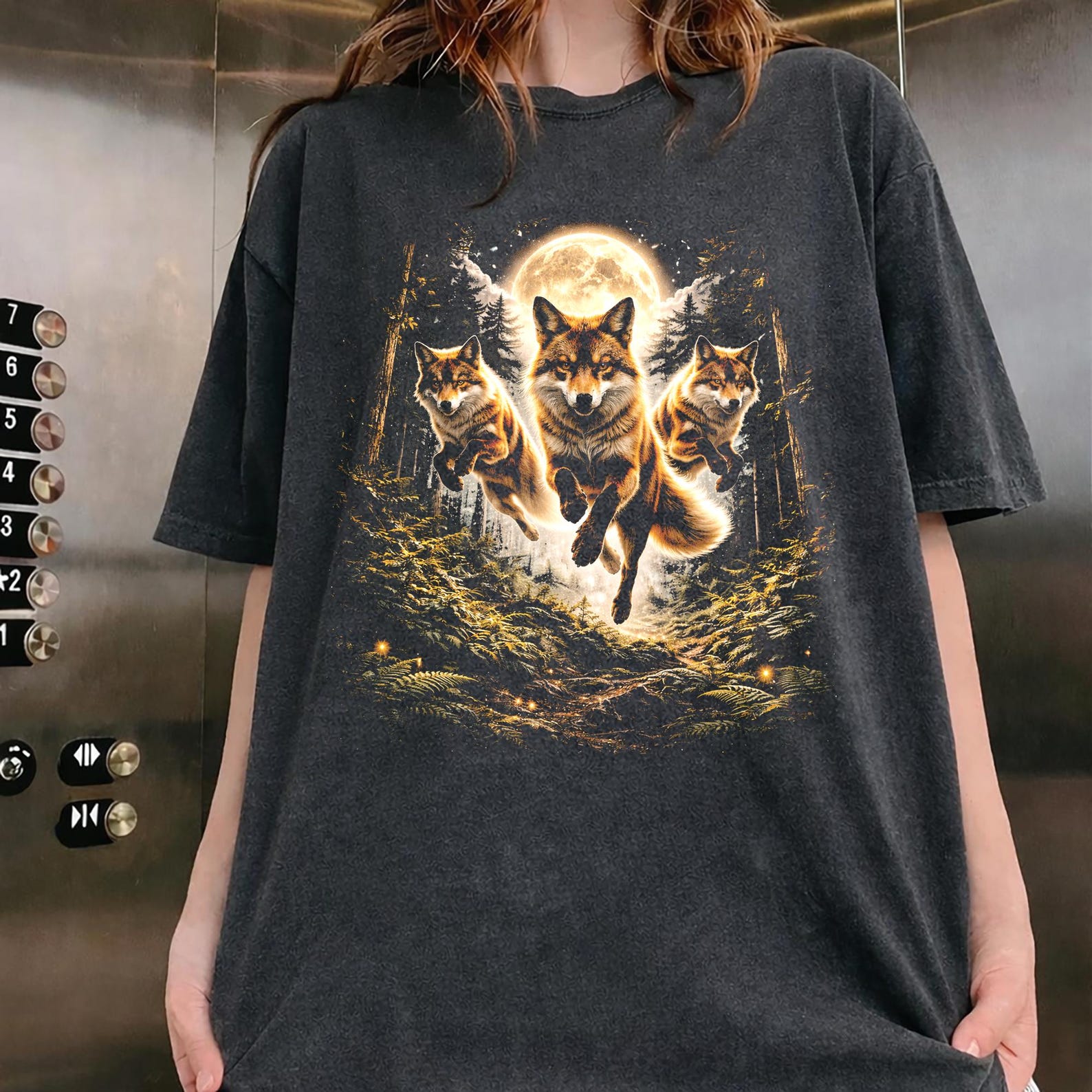 Three Fox Retro Graphic T-shirts, Vintage Fox Moon Tshirt, Animal Lovers, Nature Lover Gift S
